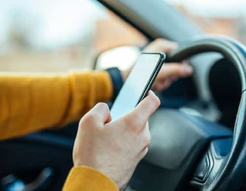 Distracted Driving and Arizona Laws